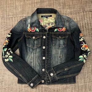 Driftwood Denim Jean embroider jacket -  size extra small
